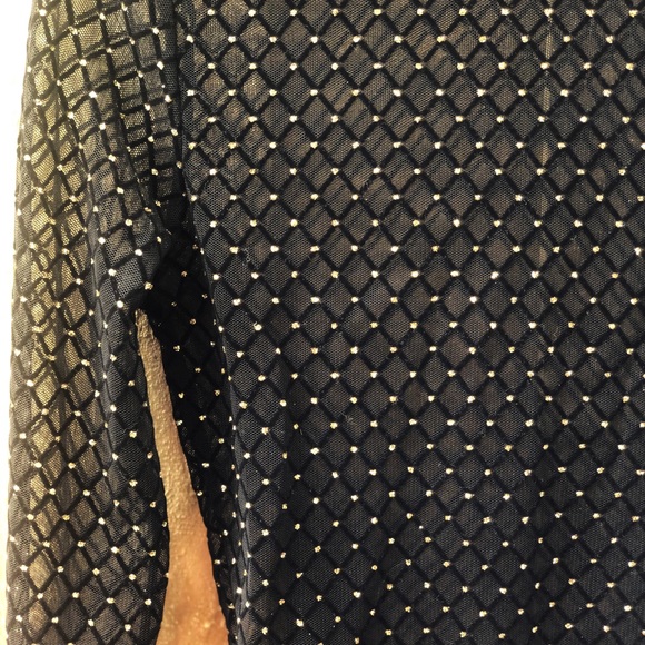 Top - Picture 5 of 6